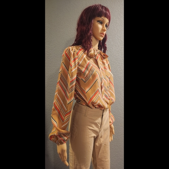 Retro Pussybow Blouse - Picture 5 of 16